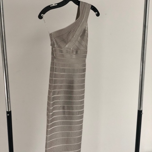 Herve leger dress - Picture 4 of 6